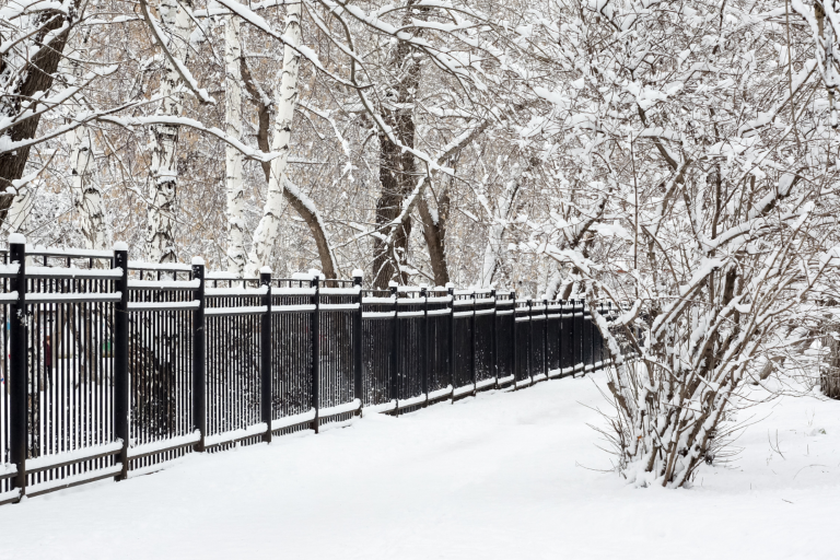 Metal Fence Maintenance
