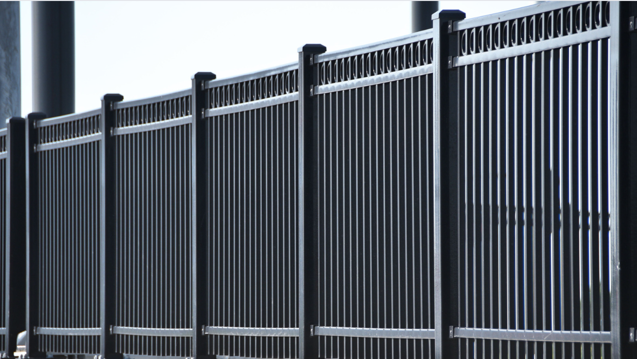 aluminum fence