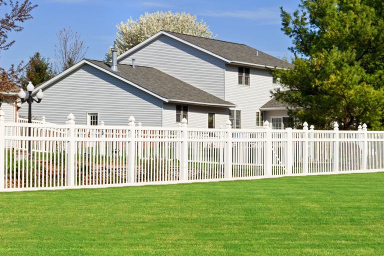 CF- Vinyl Fencing vinyl fence